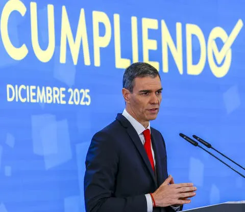 dirigentes-opositores-criticaron-la-exposicion-pedro-sanchez