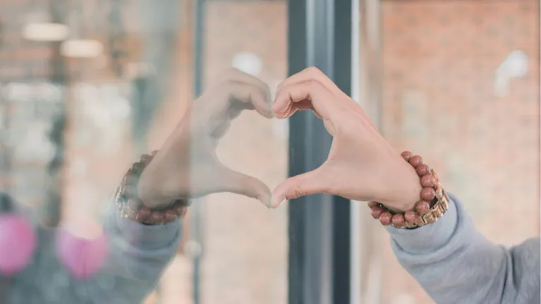 tambien-es-importante-practicar-la-compasion-hacia-uno-mismo-foto-shutterstock-E3WABVO2C55Y75OADRA22AD2FU